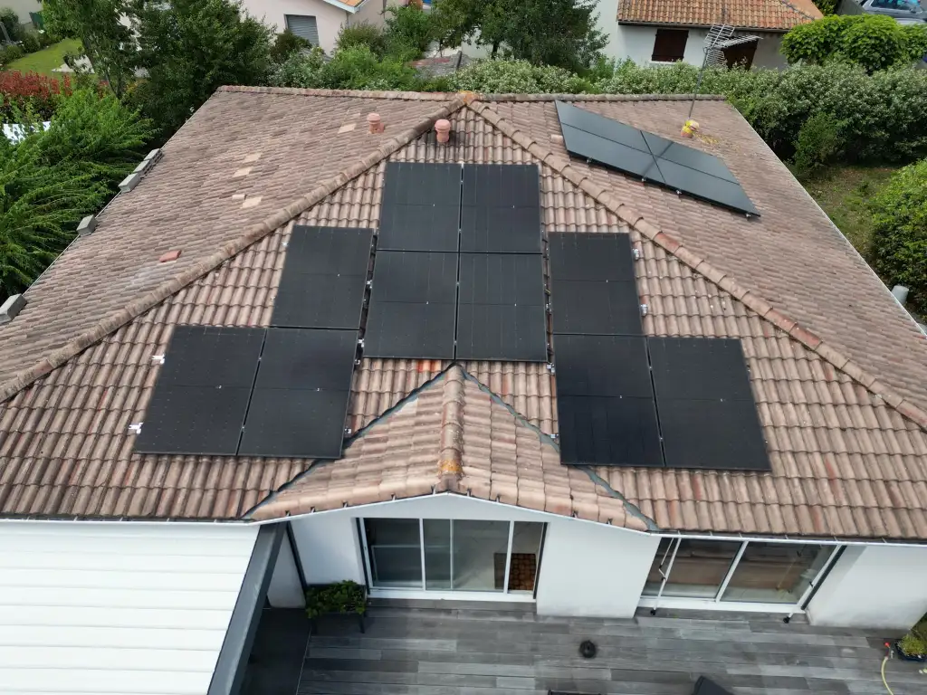 Installation d'un Système Photovoltaïque à Eysines